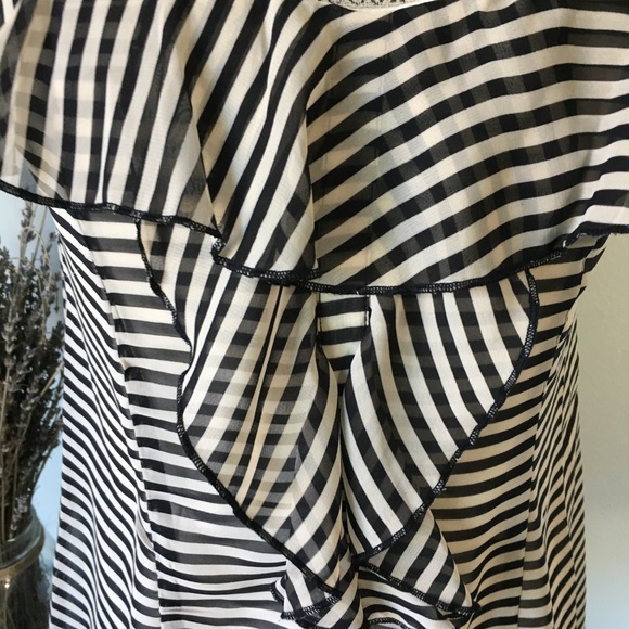 Xhiliration Black/White Tank Blouse - Picture 2 of 4